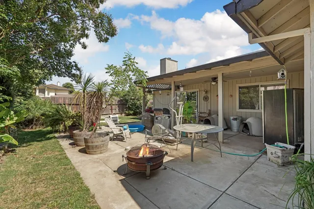 $549,000 | 211 Wren Drive, Galt, CA 95632