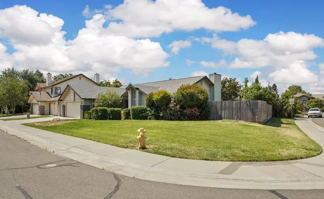 $549,000 | 211 Wren Drive, Galt, CA 95632