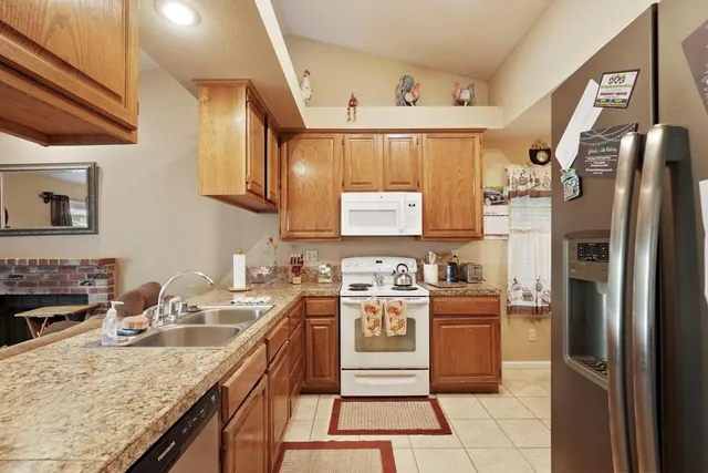 $549,000 | 211 Wren Drive, Galt, CA 95632