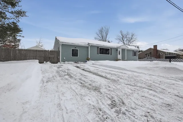 $645,000 | 37 Lexington Avenue, Methuen, MA 01844