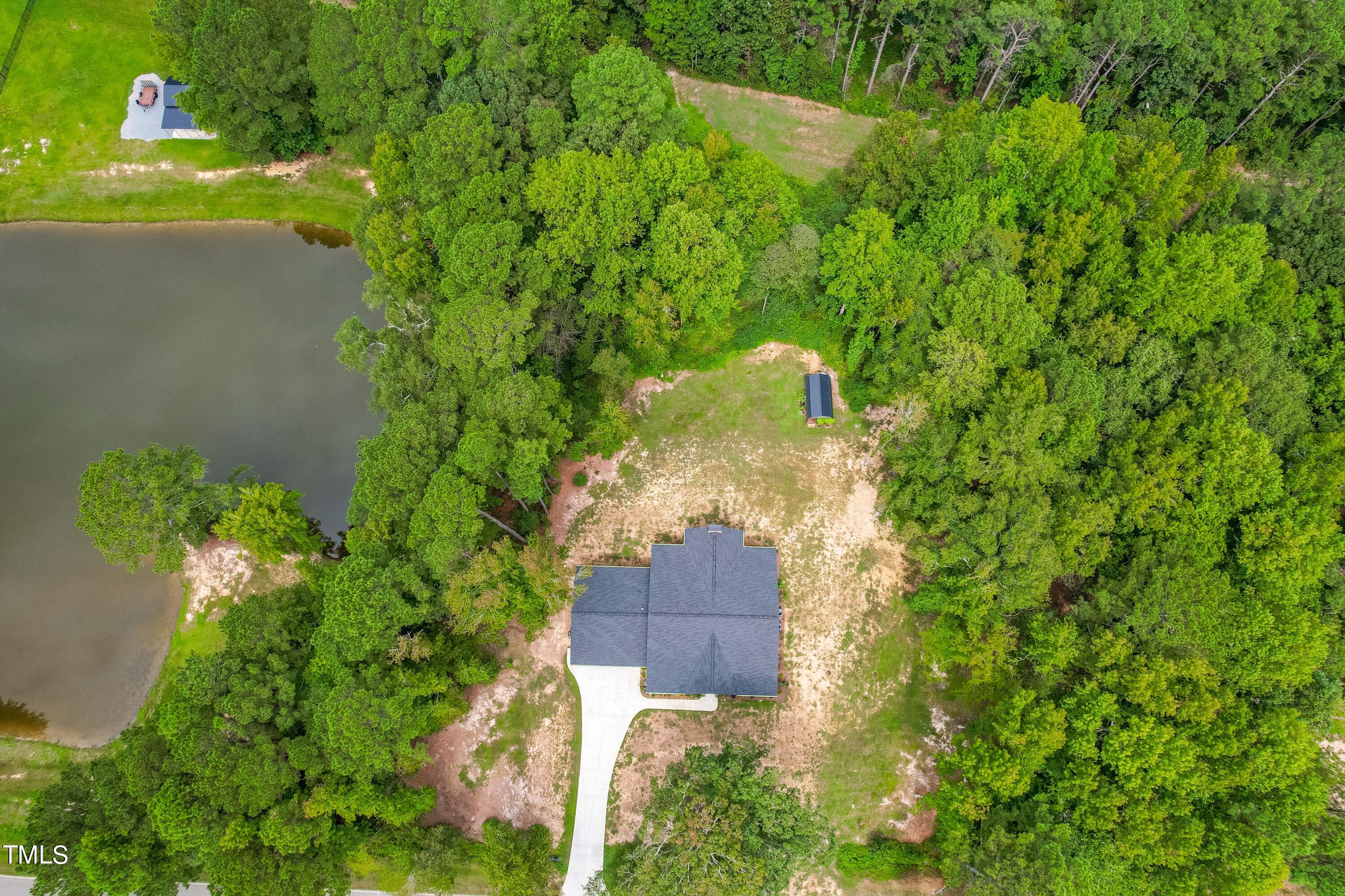 483 Turnage Road Smithfield, NC 27577 - Photo 46 of 47 dji_fly_20240905_130624_971_172556402243