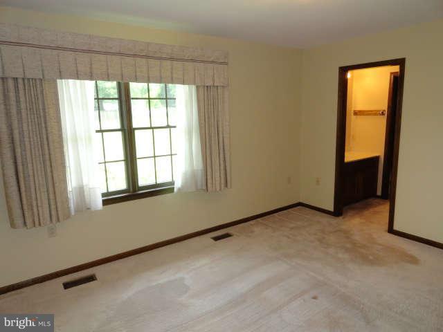 7141 Poole Jones Road Frederick, MD 21702 - Photo 11 of 22 Bedroom (Master)