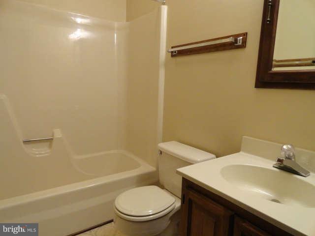7141 Poole Jones Road Frederick, MD 21702 - Photo 17 of 22 Bath
