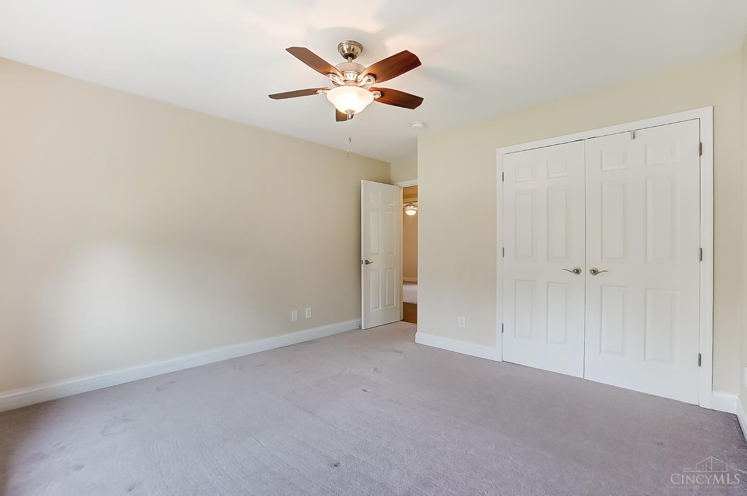 8676 Kenwood Road Cincinnati, OH 45242 - Photo 34 of 50