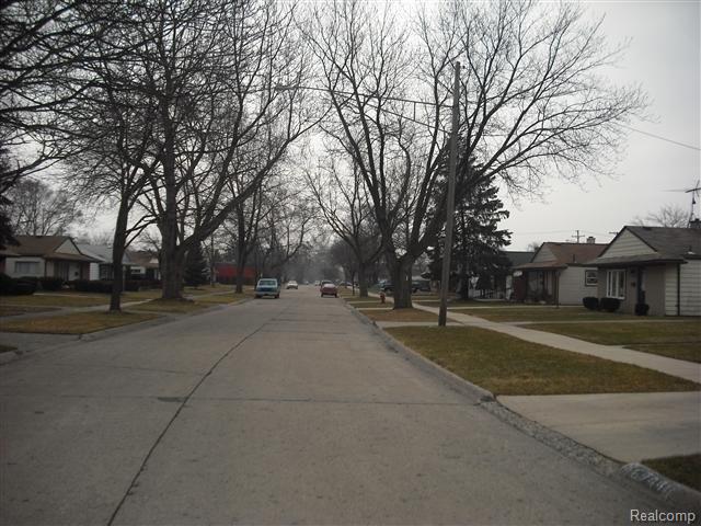 6744 Harding Street Taylor, MI 48180 - Photo 3 of 7 7092472047 Street view.jpg