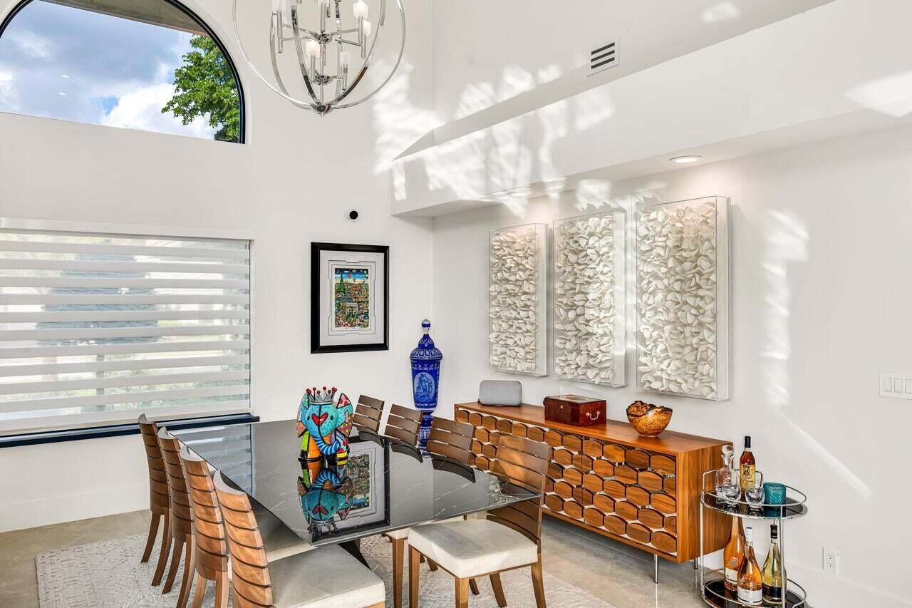 2692 Northwest 45th Street Boca Raton, FL 33434 - Photo 17 of 50 20221205181303640277000000-o