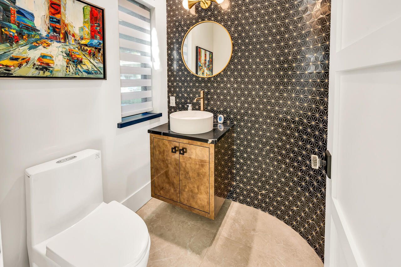 2692 Northwest 45th Street Boca Raton, FL 33434 - Photo 18 of 50 20221205181323632635000000-o