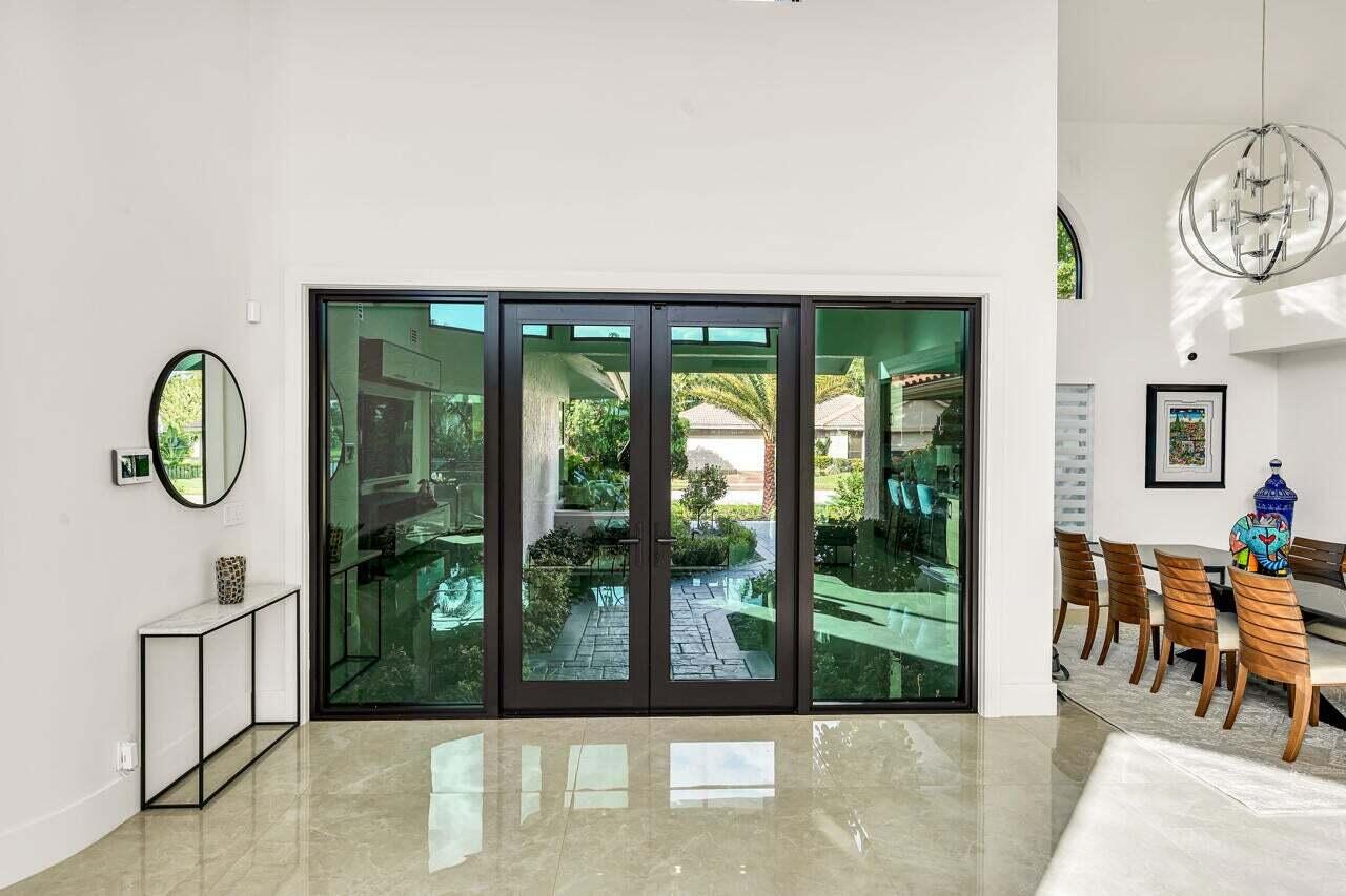 2692 Northwest 45th Street Boca Raton, FL 33434 - Photo 5 of 50 20221205181242533227000000-o