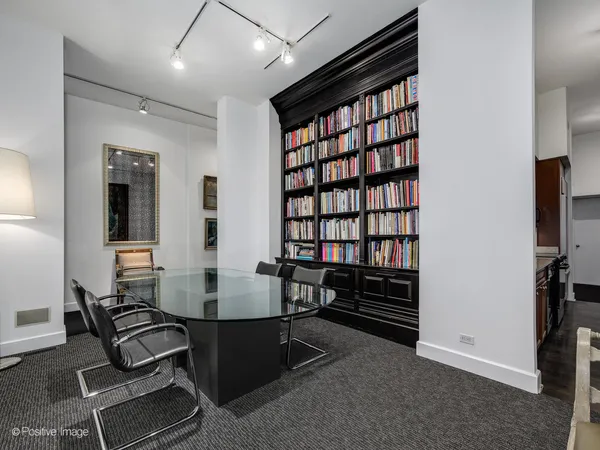 $1,050,000 | 1244 West Chicago Avenue, Chicago, IL 60642