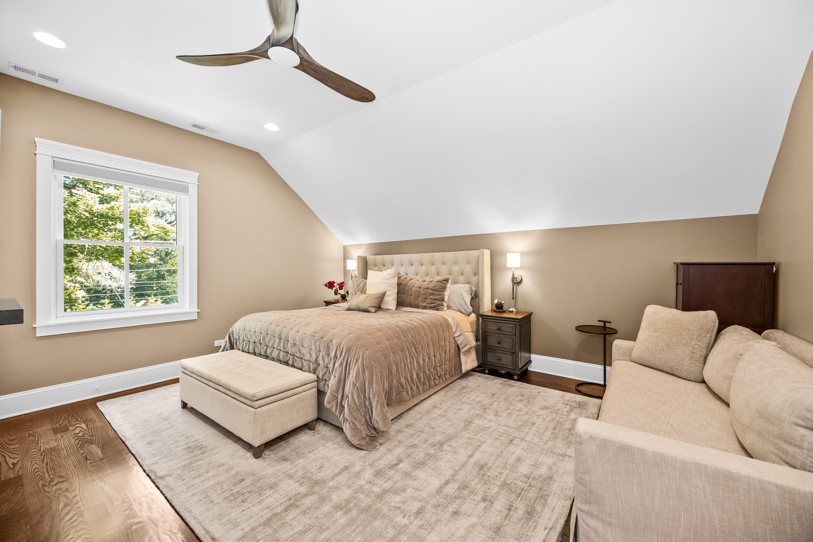 2121 Pioneer Road Evanston, IL 60201 - Photo 10 of 26
