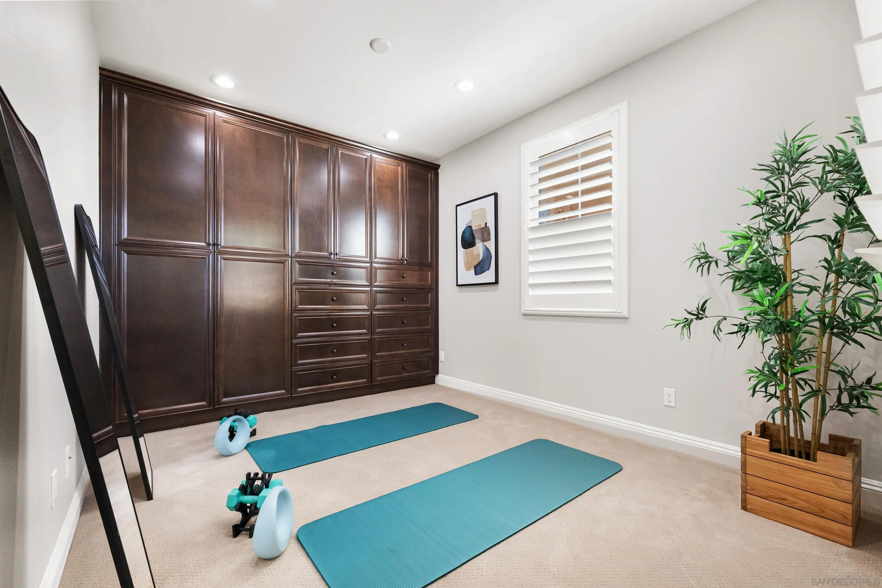 17848 Ralphs Ranch Road San Diego, CA 92127 - Photo 12 of 37 Bonus area off the 1st floor suite - built in storage