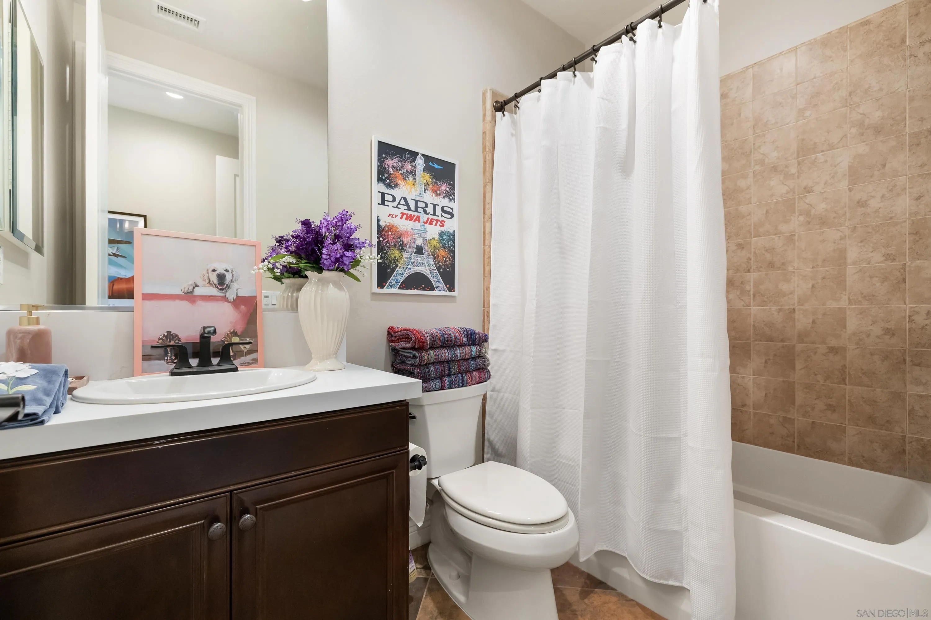 17848 Ralphs Ranch Road San Diego, CA 92127 - Photo 29 of 37 Ensuite bath for secondary bedroom