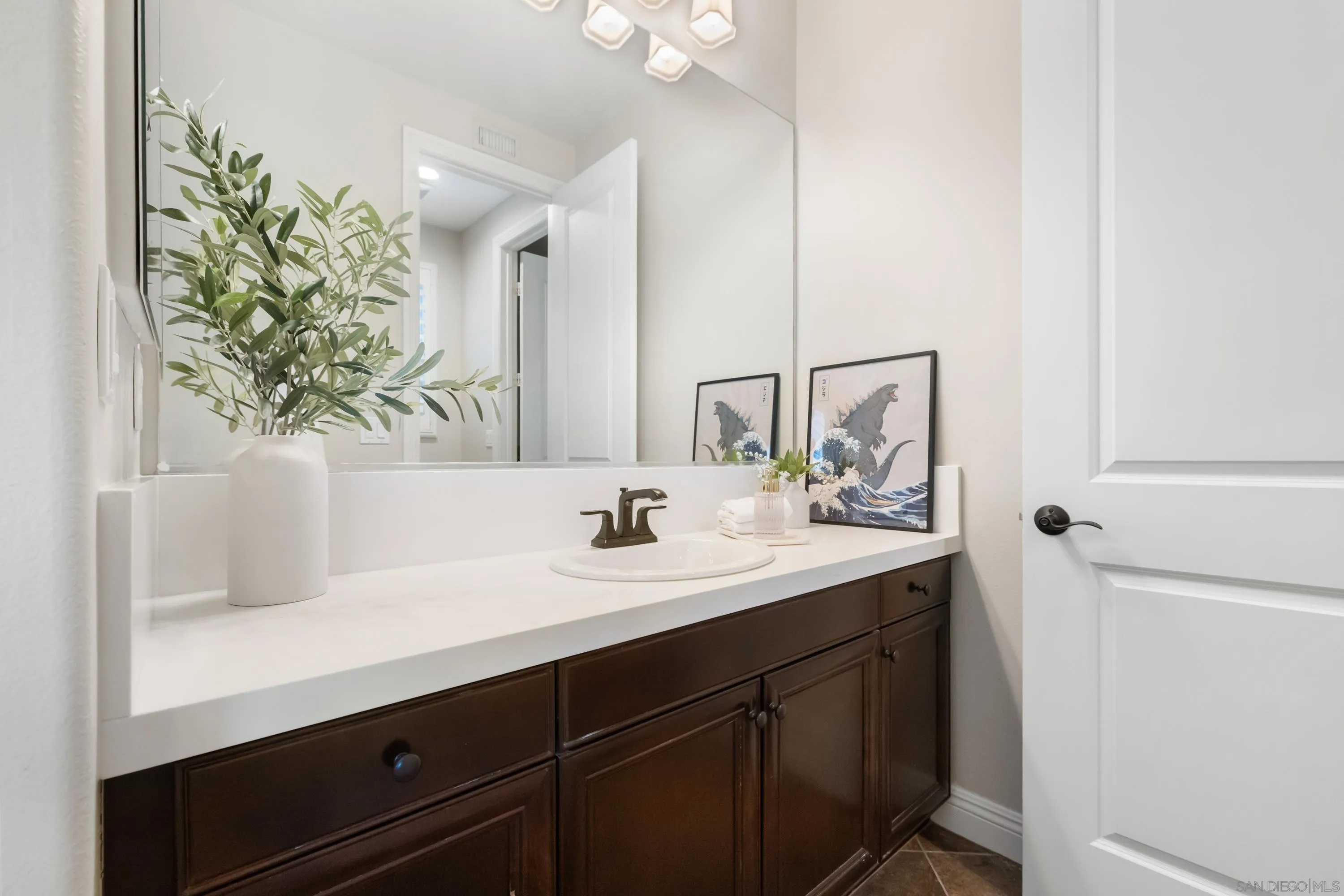 17848 Ralphs Ranch Road San Diego, CA 92127 - Photo 31 of 37 Sink area or 1 of the 2 secondary bedrooms