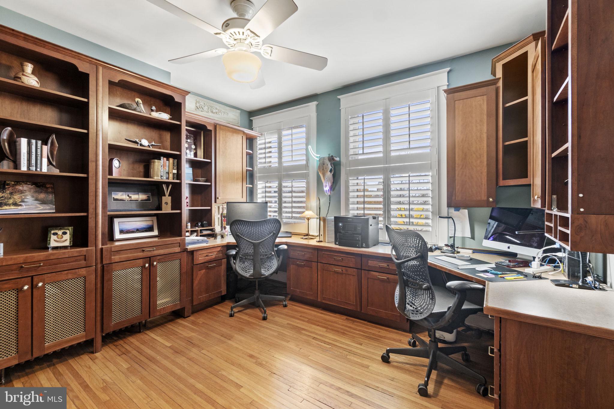 1100 E Street Northeast Washington, DC 20002 - Photo 45 of 66 Or manage work from home