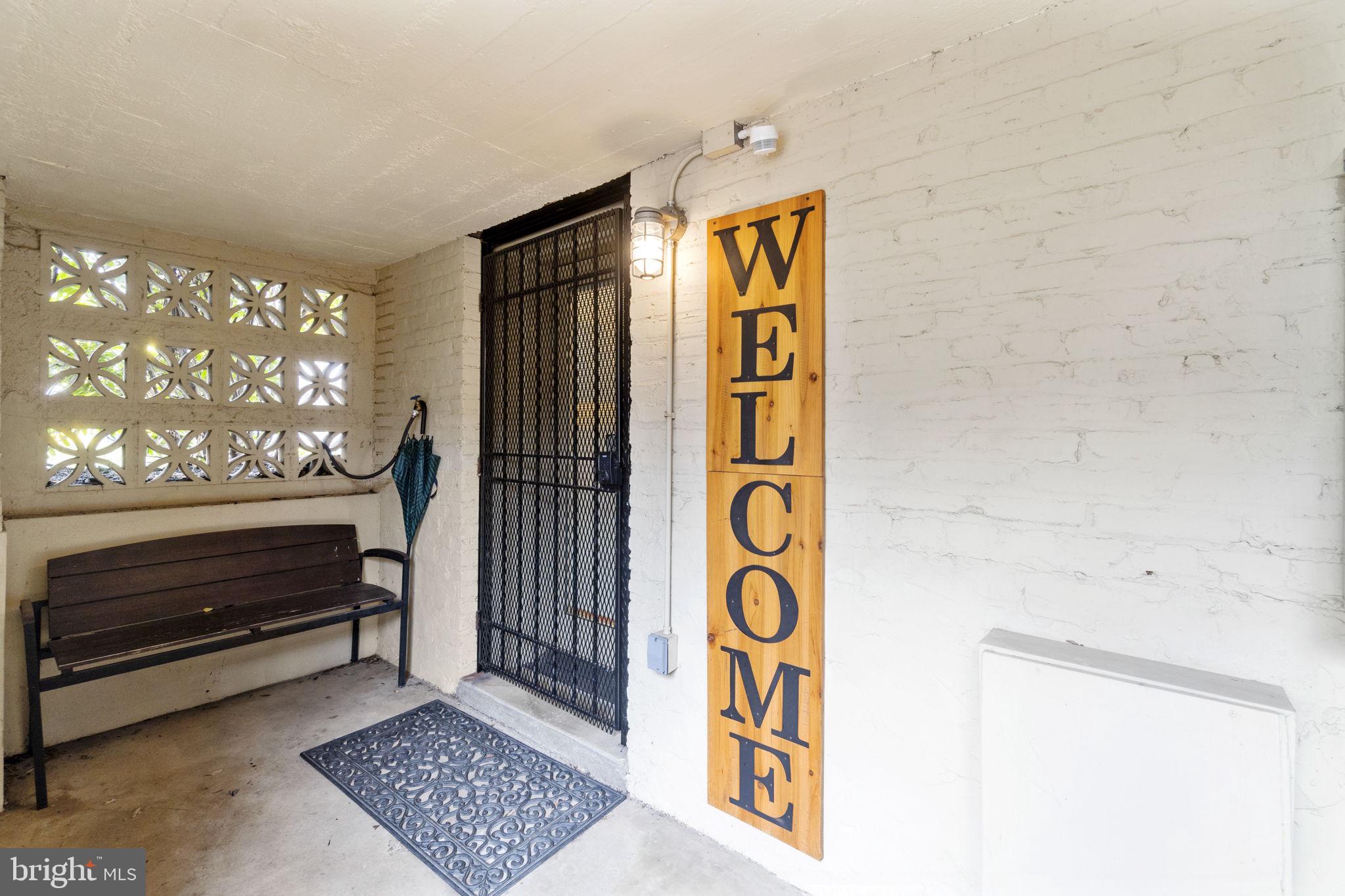 1100 E Street Northeast Washington, DC 20002 - Photo 50 of 66 The legal unit shows all the signs of a welcoming!