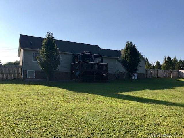 3510 Mack Ballard Road, Unit 13 Maiden, NC 28650 - Photo 21 of 24 a backyard of a house