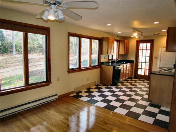 60 Chittenden Road Scituate, MA 02066 - Photo 6 of 13 Gallery Image 6