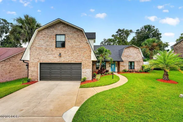 $569,900 | 3 Fox Hollow Drive, Ormond Beach, FL 32174