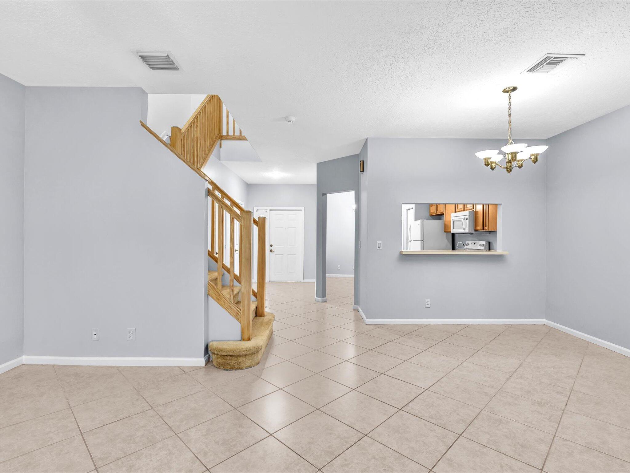 21018 Vía Eden, Unit 21018 Boca Raton, FL 33433 - Photo 9 of 63 007-FPP8664