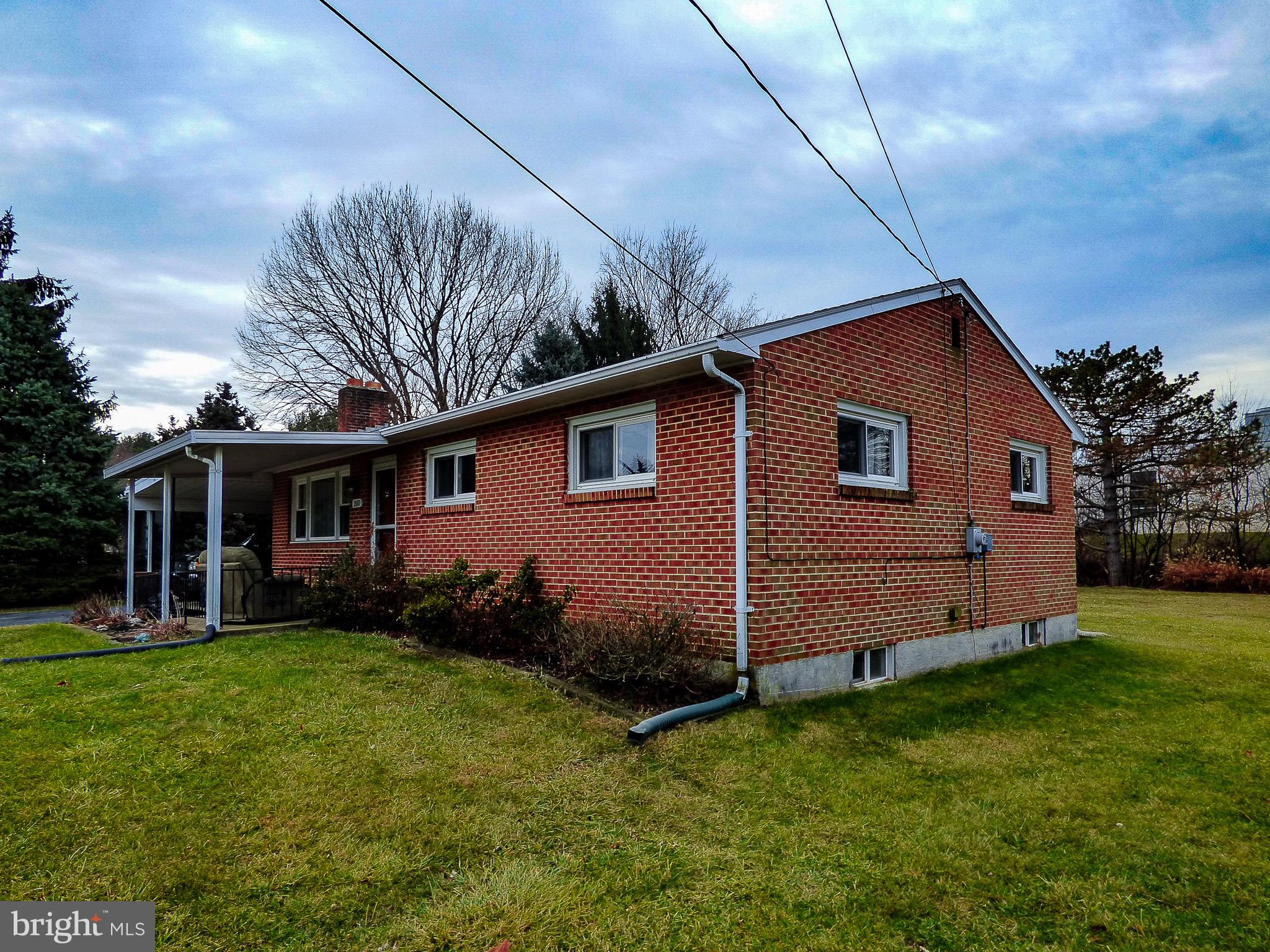 2160 Teslin Road York, PA 17404 - Photo 3 of 43