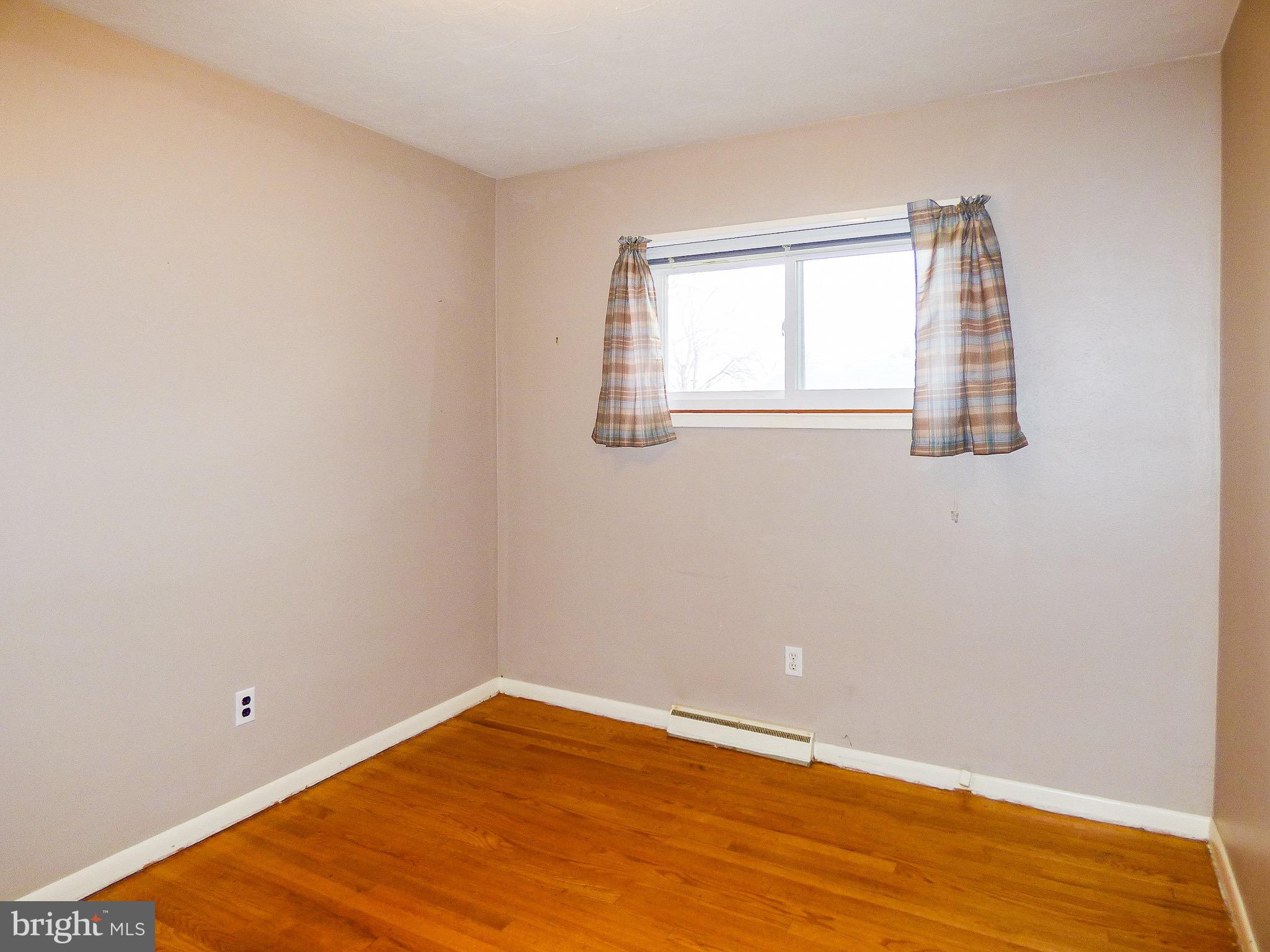 2160 Teslin Road York, PA 17404 - Photo 23 of 43
