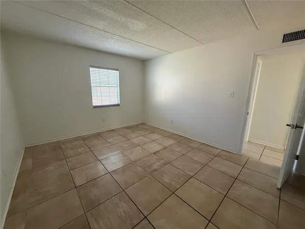 $1,445 | 4725 Joseph Court, Unit 234, Tampa, FL 33614