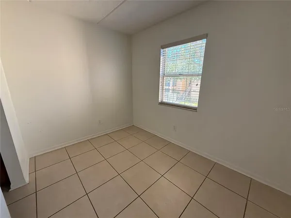 $1,445 | 4725 Joseph Court, Unit 234, Tampa, FL 33614