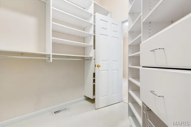 $644,000 | 533 Rooster Ridge Court, Defiance, MO 63341