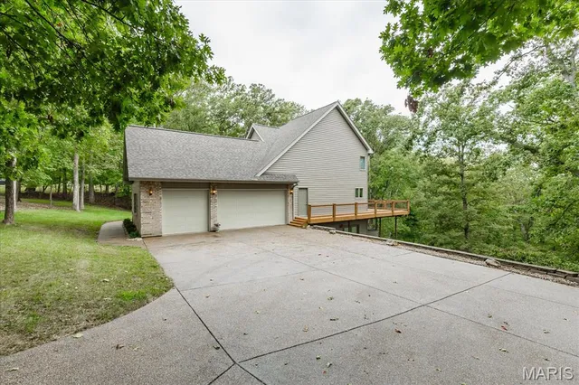 $644,000 | 533 Rooster Ridge Court, Defiance, MO 63341