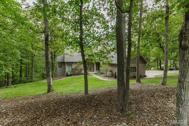 $644,000 | 533 Rooster Ridge Court, Defiance, MO 63341