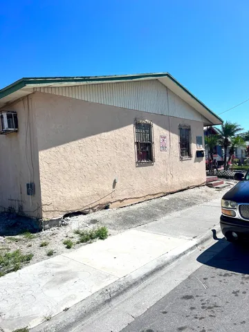 $250,000 | 701 Southwest Ave D, Unit 1, Belle Glade, FL 33430