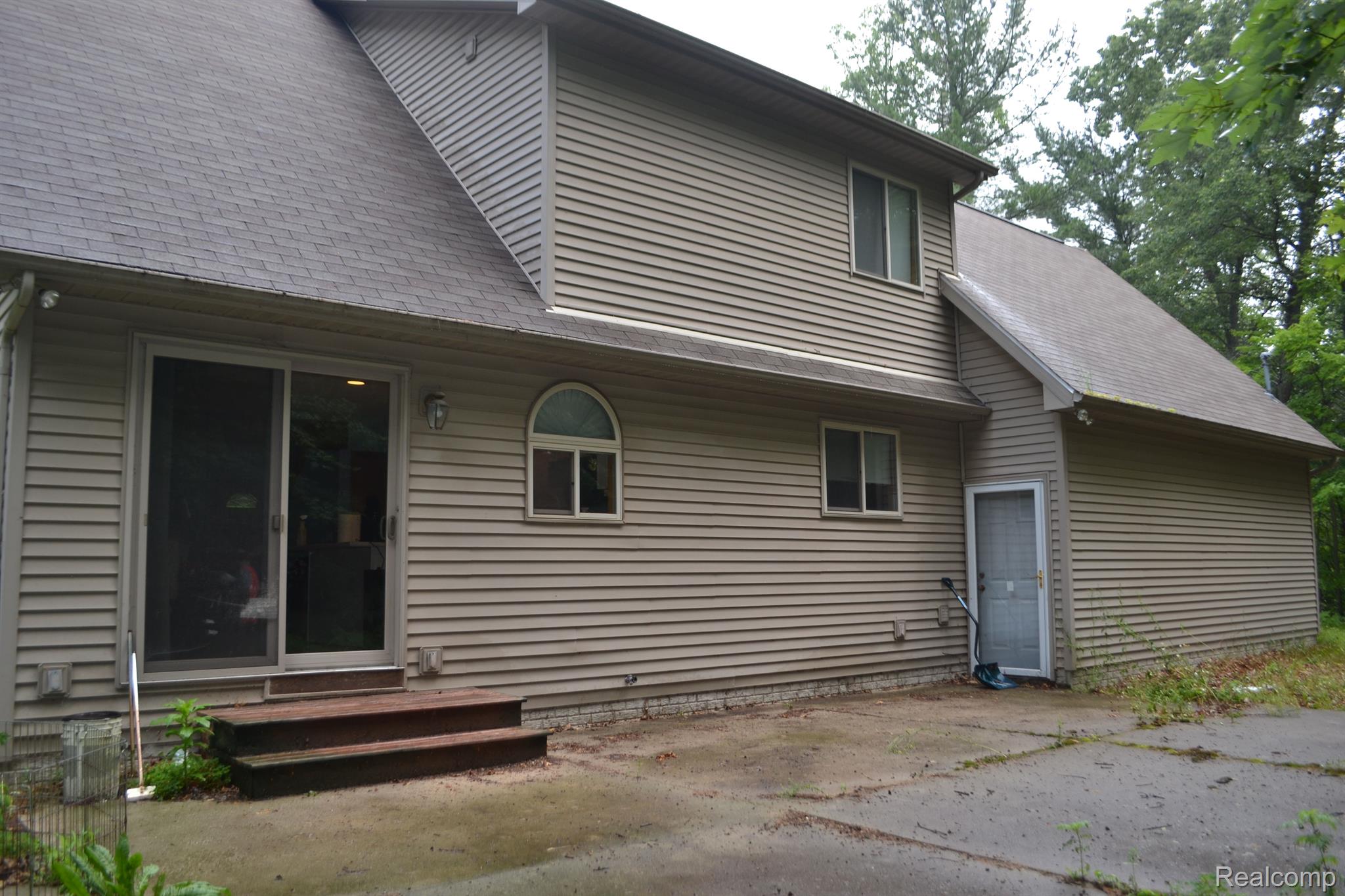 4178 Hamilton Road Harrison, MI 48625 - Photo 3 of 45 Gallery Image 3