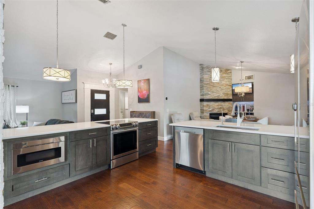 4825 Palm Tree Court Windermere, FL 34786 - Photo 12 of 41