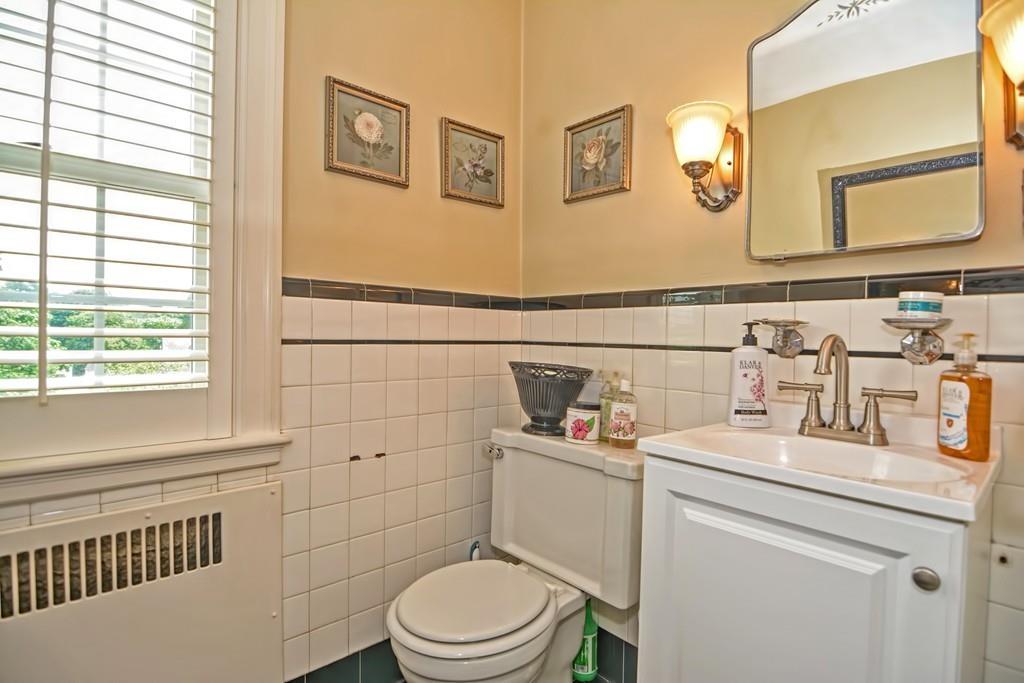 53 Standish Road Milton, MA 02186 - Photo 22 of 41 Gallery Image 22