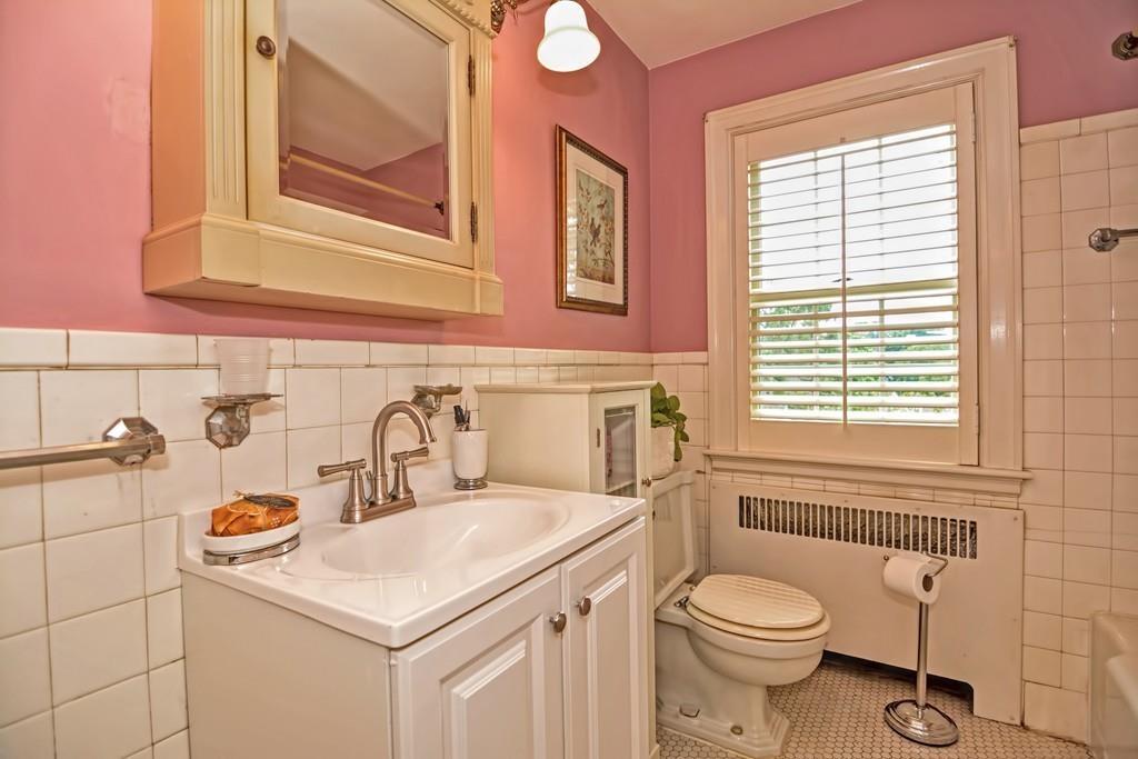 53 Standish Road Milton, MA 02186 - Photo 26 of 41 Gallery Image 26