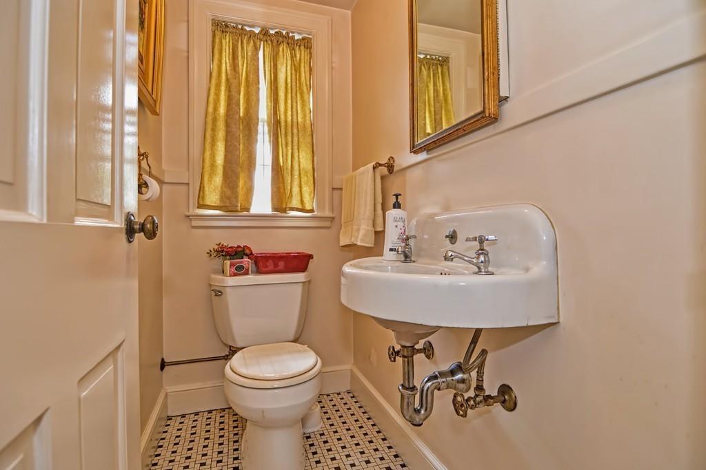 53 Standish Road Milton, MA 02186 - Photo 27 of 41 Gallery Image 27