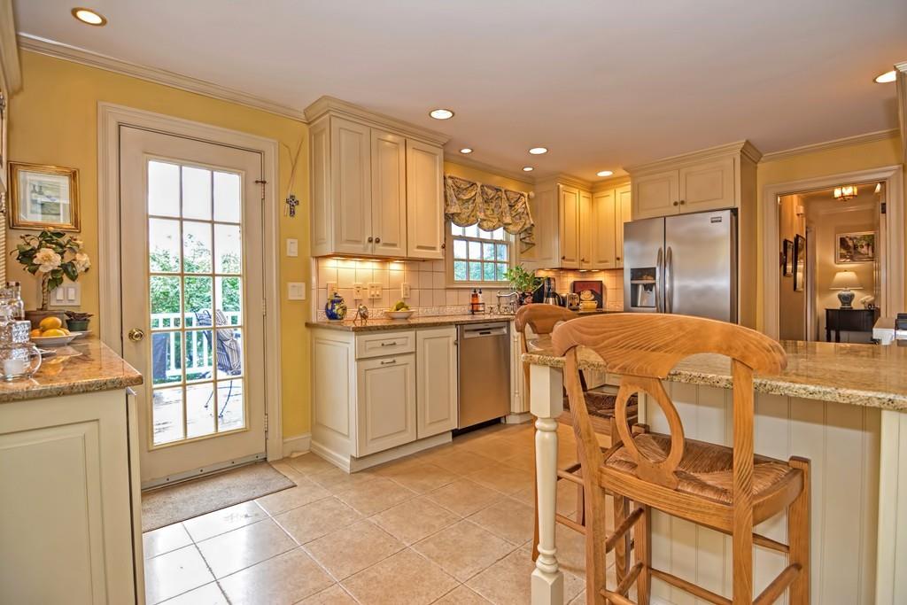 53 Standish Road Milton, MA 02186 - Photo 3 of 41 Gallery Image 3