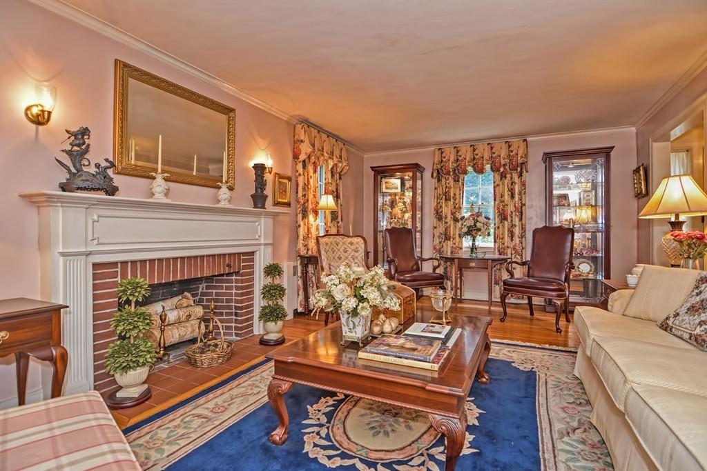 53 Standish Road Milton, MA 02186 - Photo 10 of 41 Gallery Image 10