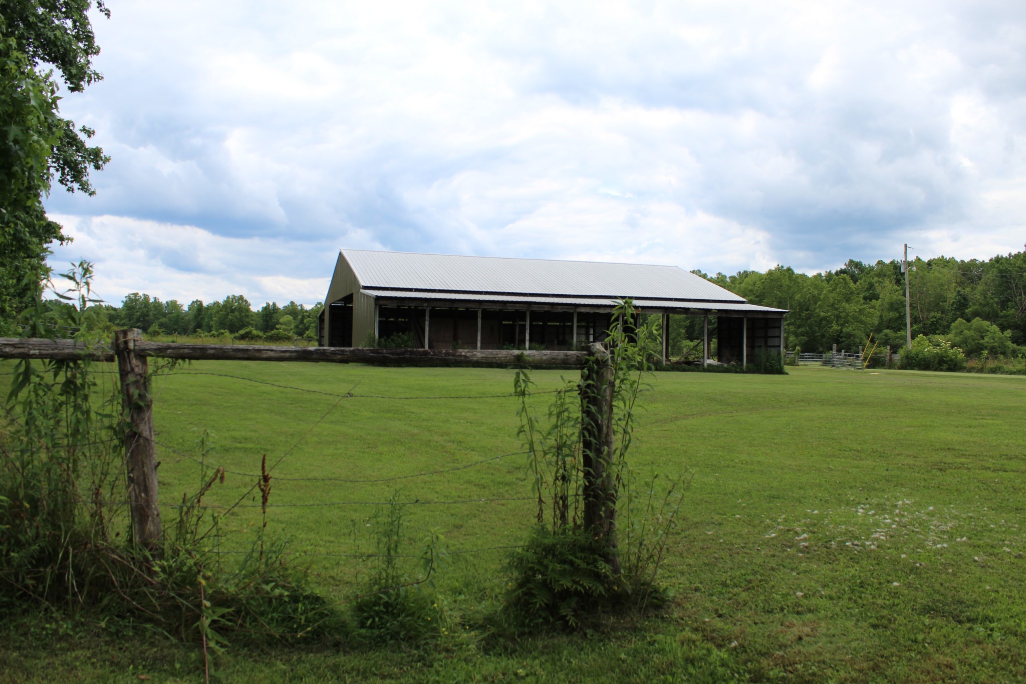 139 Shepherd Hills Road Hohenwald, TN 38462 - Photo 2 of 24 Gallery Image 2