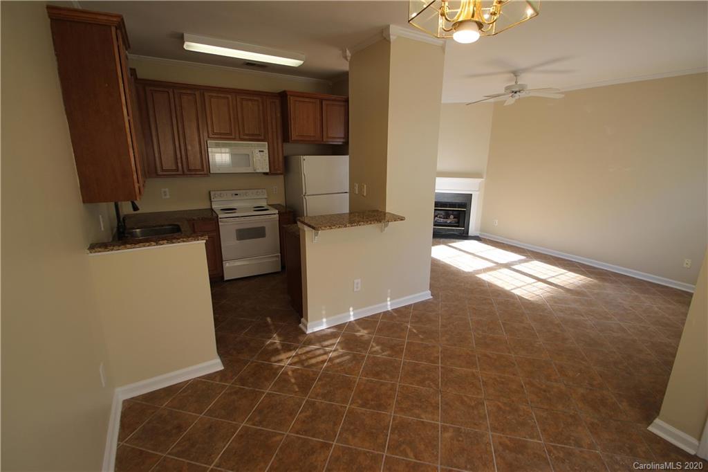 2043 Lennox Square Road Charlotte, NC 28210 - Photo 11 of 25 Gallery Image 11
