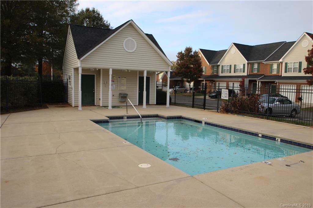 2043 Lennox Square Road Charlotte, NC 28210 - Photo 24 of 25 Gallery Image 24