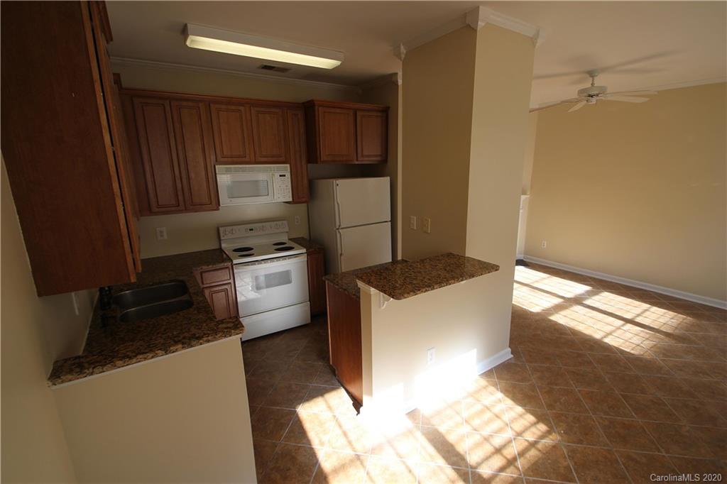2043 Lennox Square Road Charlotte, NC 28210 - Photo 6 of 25 Gallery Image 6