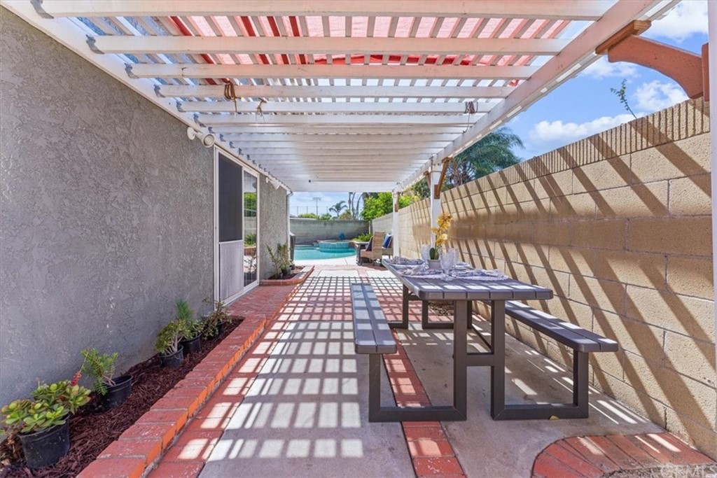 1013 London Circle Placentia, CA 92870 - Photo 38 of 45