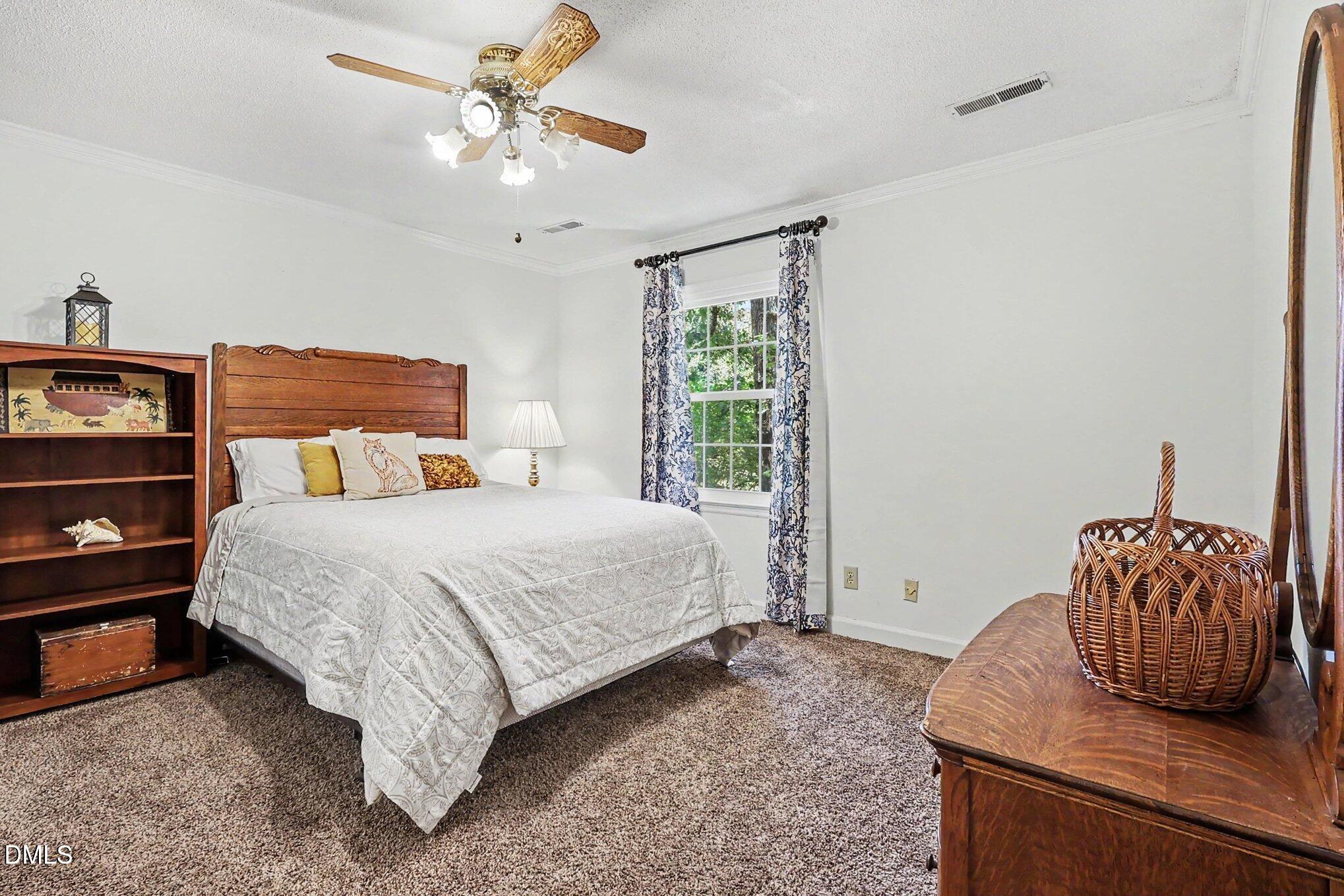5221 Dutchman Drive Raleigh, NC 27606 - Photo 31 of 53 012_file_2445