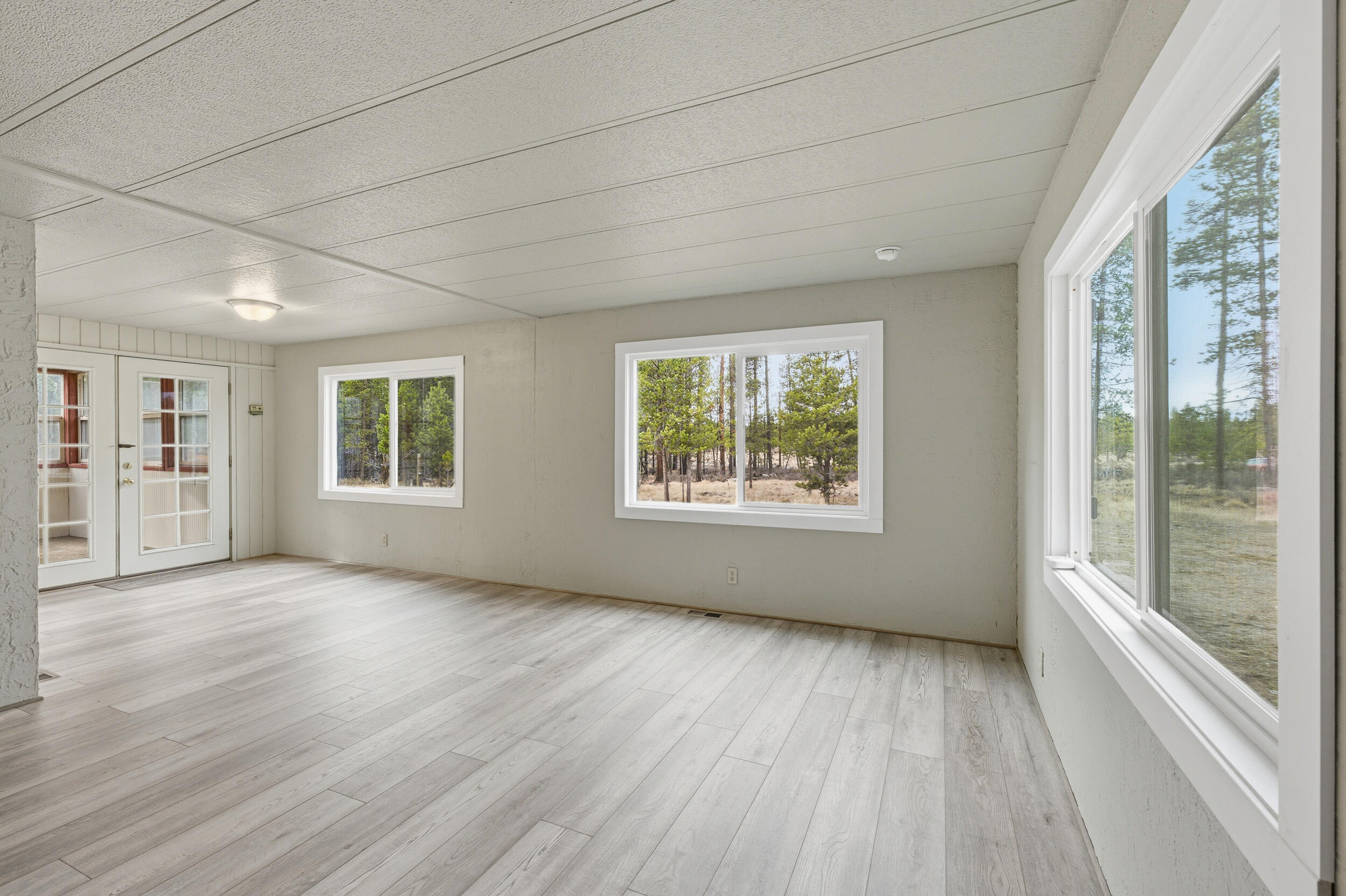 7240 Howard Road La Pine, OR 97739 - Photo 10 of 42 5_7240 howard rd-5