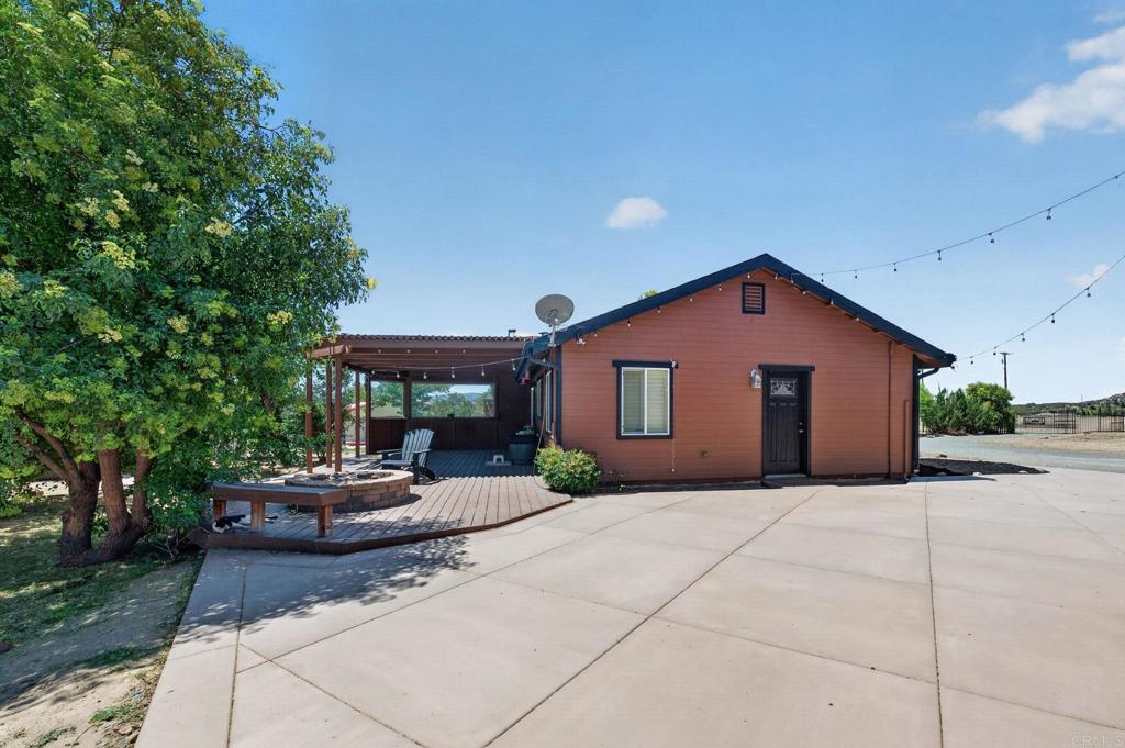 38570 Bahrman Road Anza, CA 92539 - Photo 16 of 51