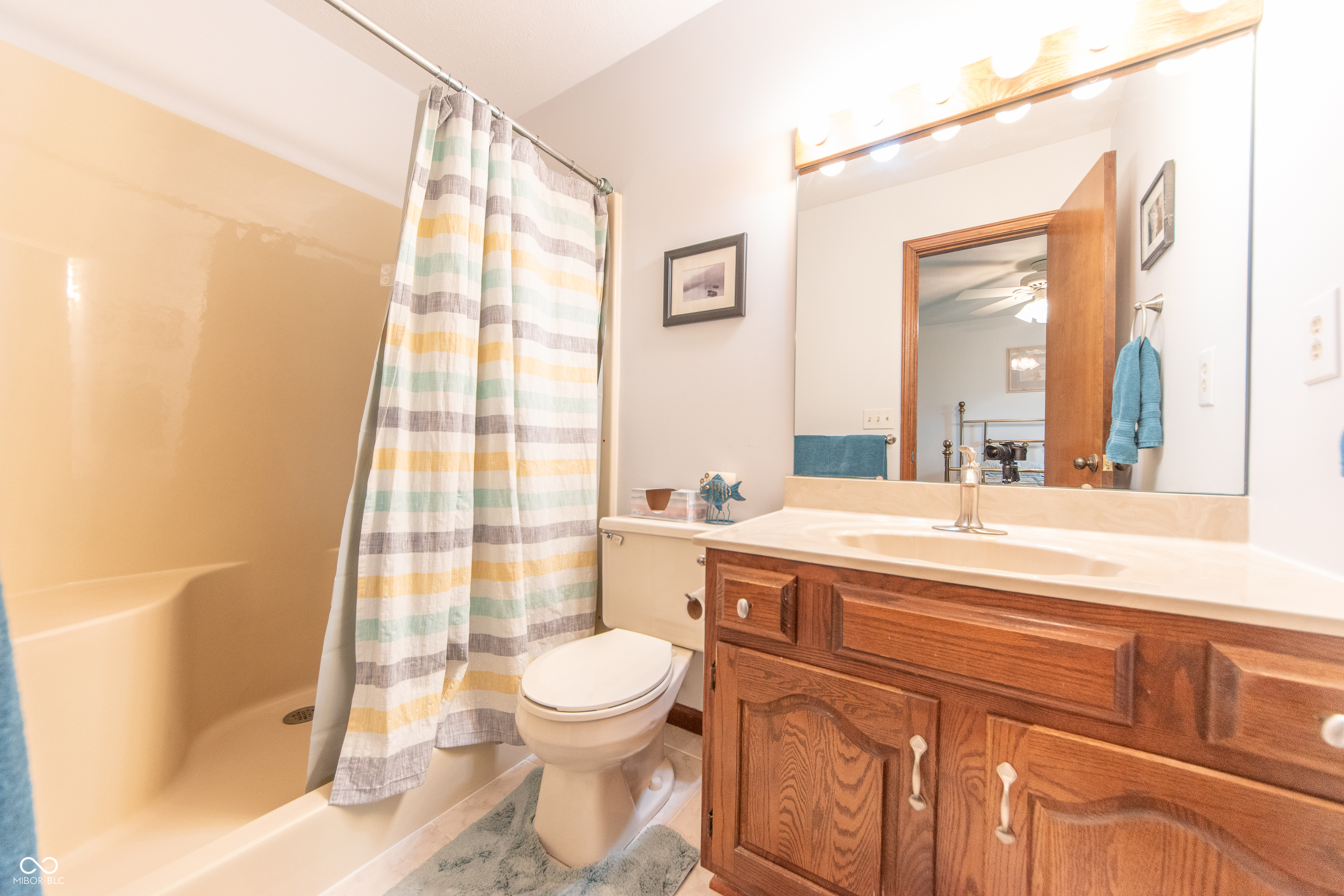 3003 Fox Pointe Drive Columbus, IN 47203 - Photo 17 of 35