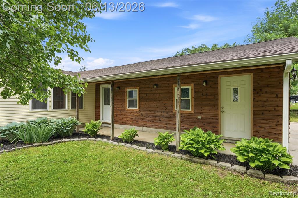 4420 Dublin Road Burton, MI 48529 - Photo 3 of 56