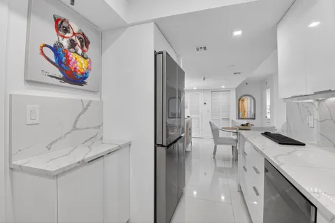 $349,000 | 6815 Willow Wood Drive, Unit 4083, Boca Raton, FL 33434