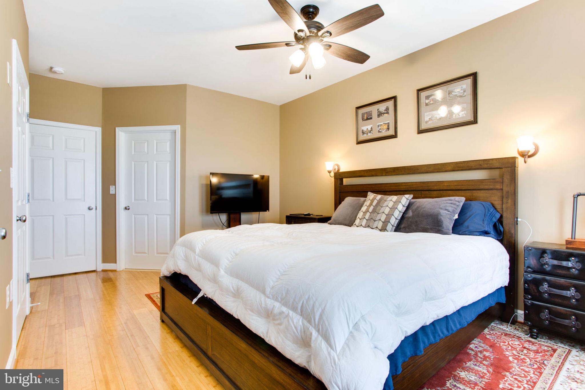 42403 Hollyhock Terrace Brambleton, VA 20148 - Photo 15 of 23